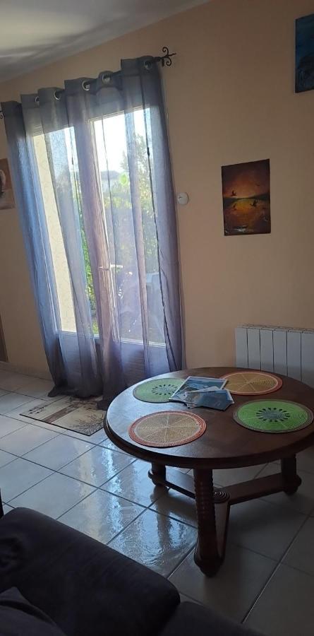 Apartment En Plein Coeur De L'ile D'oleron, Parentale. *